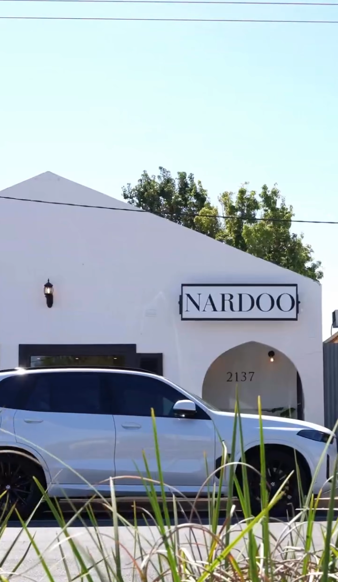 The Nardoo shopfront on Fifteenth Street in daylight
